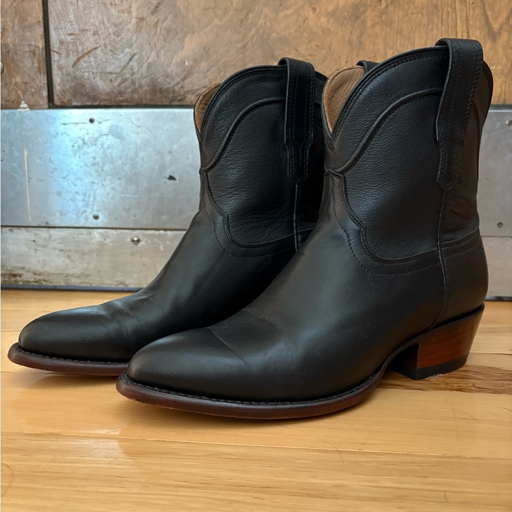 Tecova Penny ankle boot in black leather size 9.5B